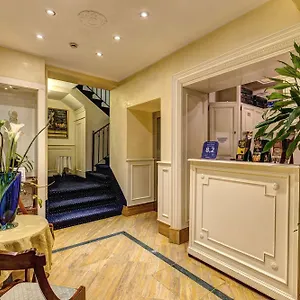 3* Πανσιόν Palazzo La Scala