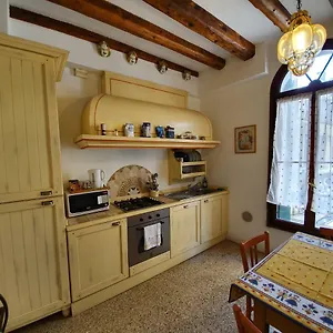 Alloggi Rivetta Guest house