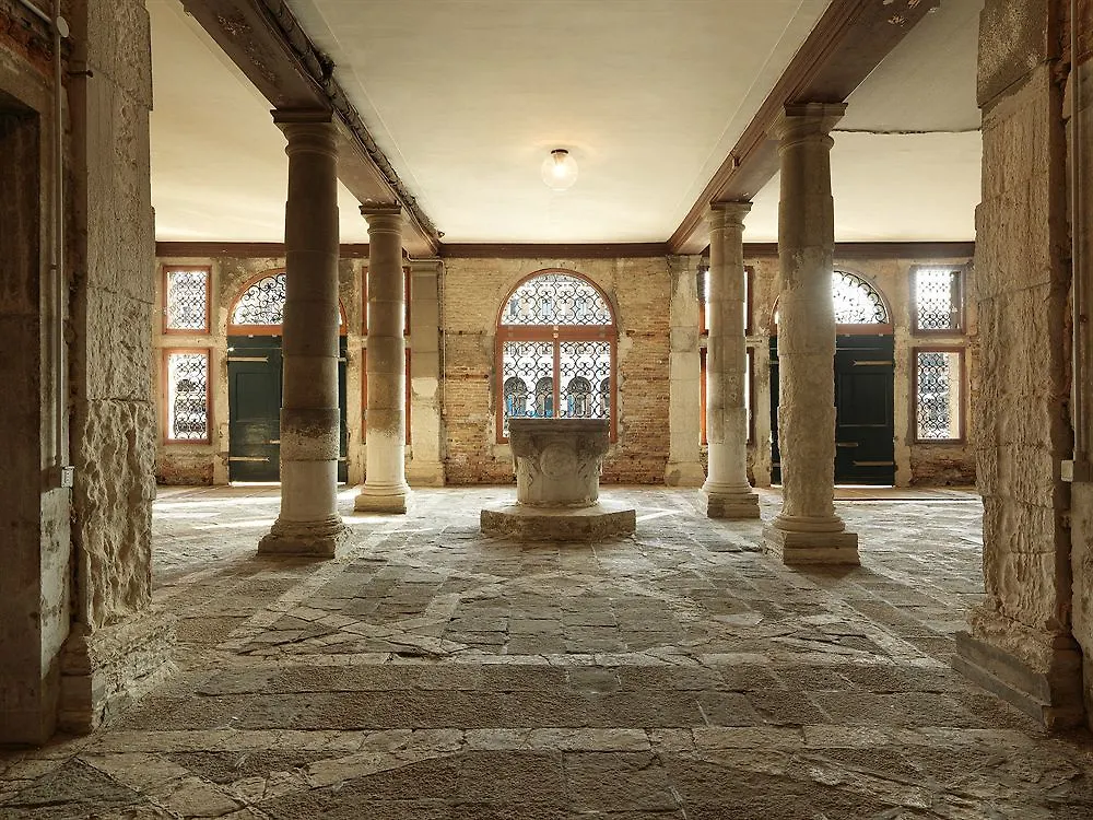 Locanda Ai Santi Apostoli Venice 3*,