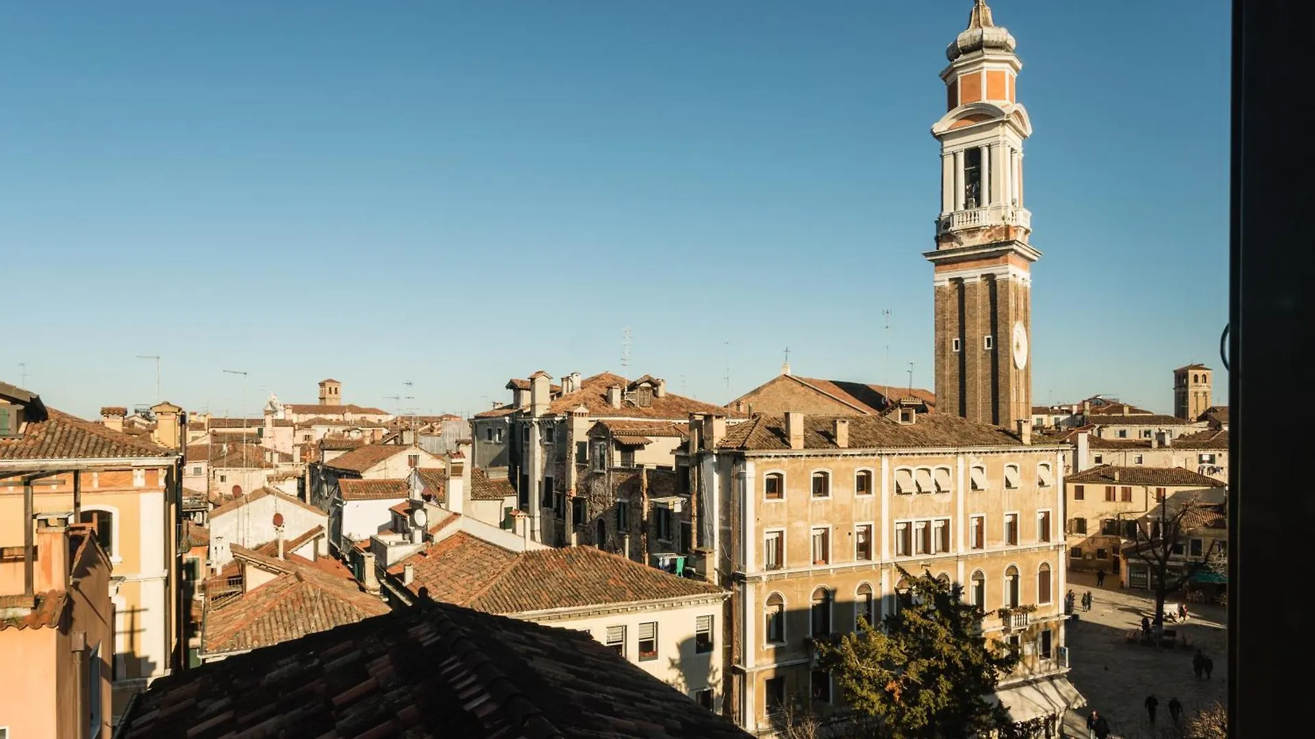 Locanda Ai Santi Apostoli Venice Hotel