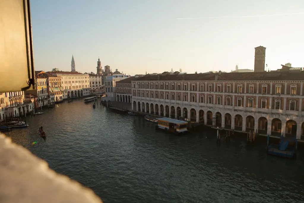 Locanda Ai Santi Apostoli Venice Hotel