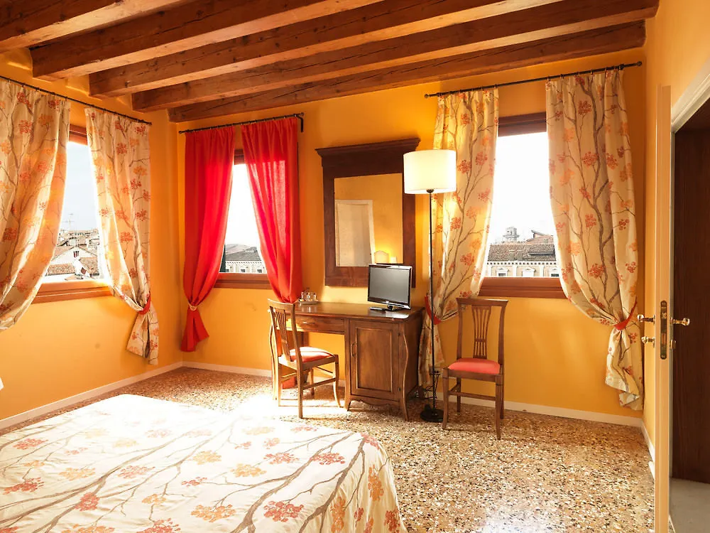 Hotel Locanda Ai Santi Apostoli Venice