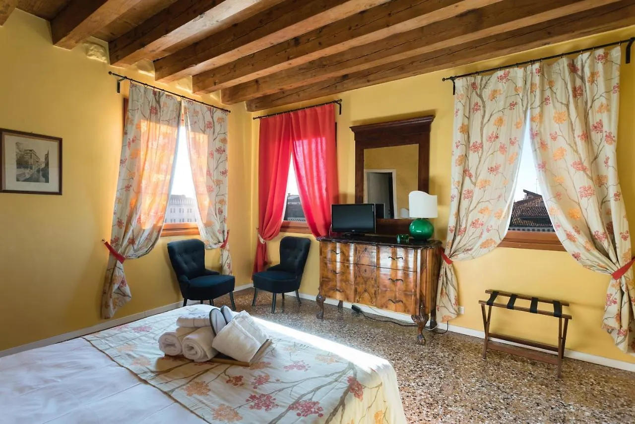 Locanda Ai Santi Apostoli Venice