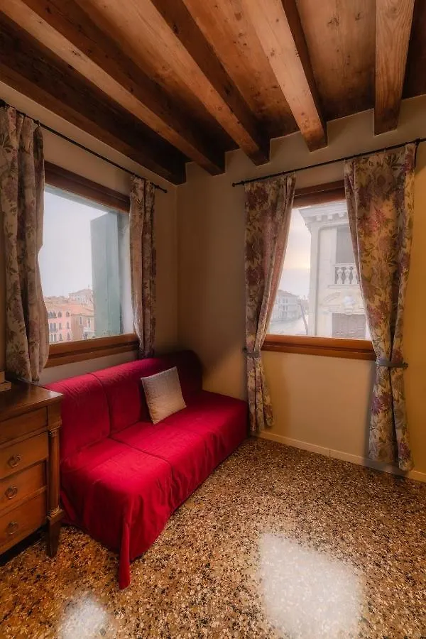 Locanda Ai Santi Apostoli Venice Hotel