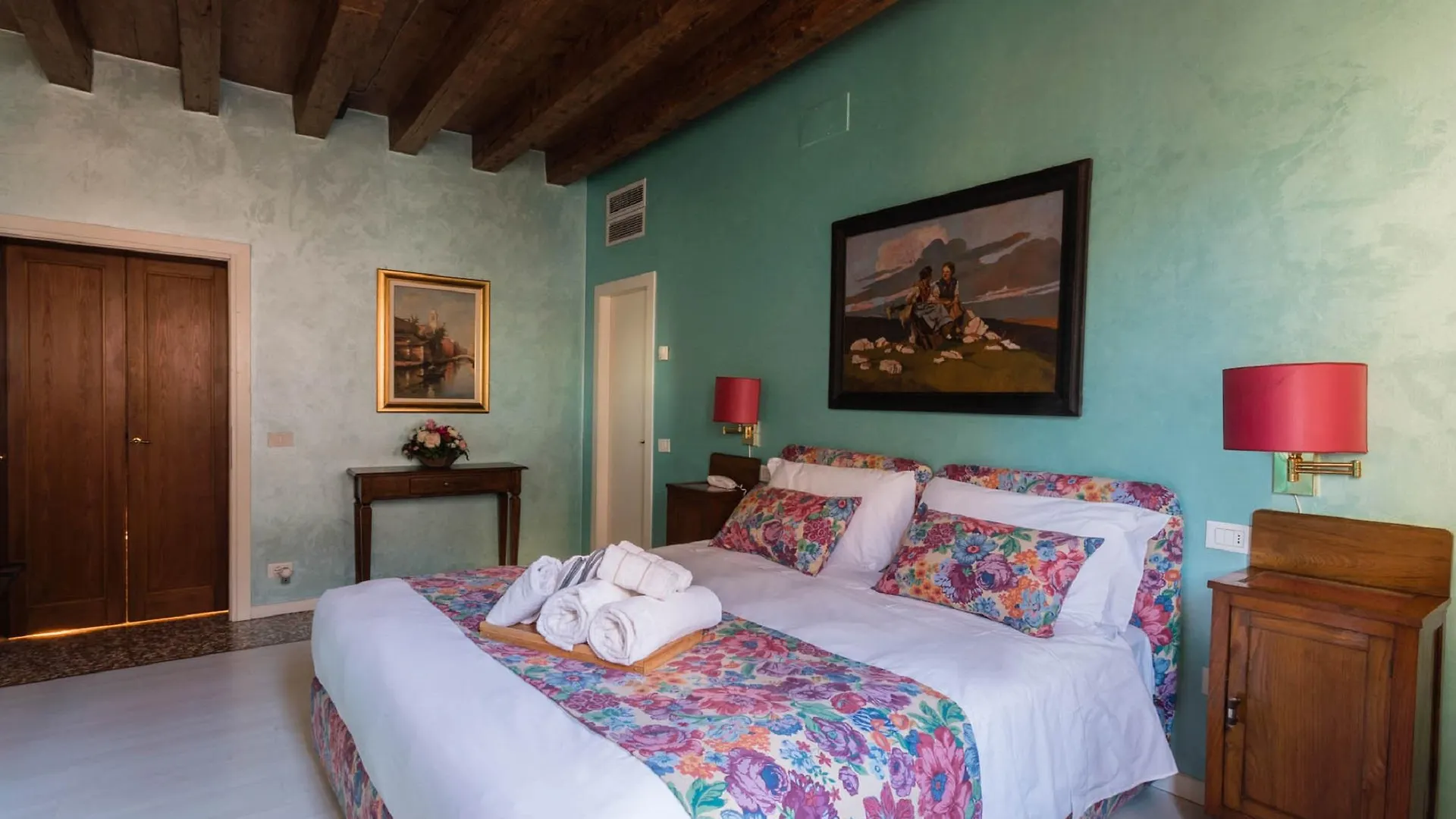 *** Hotel Locanda Ai Santi Apostoli Venice Italy