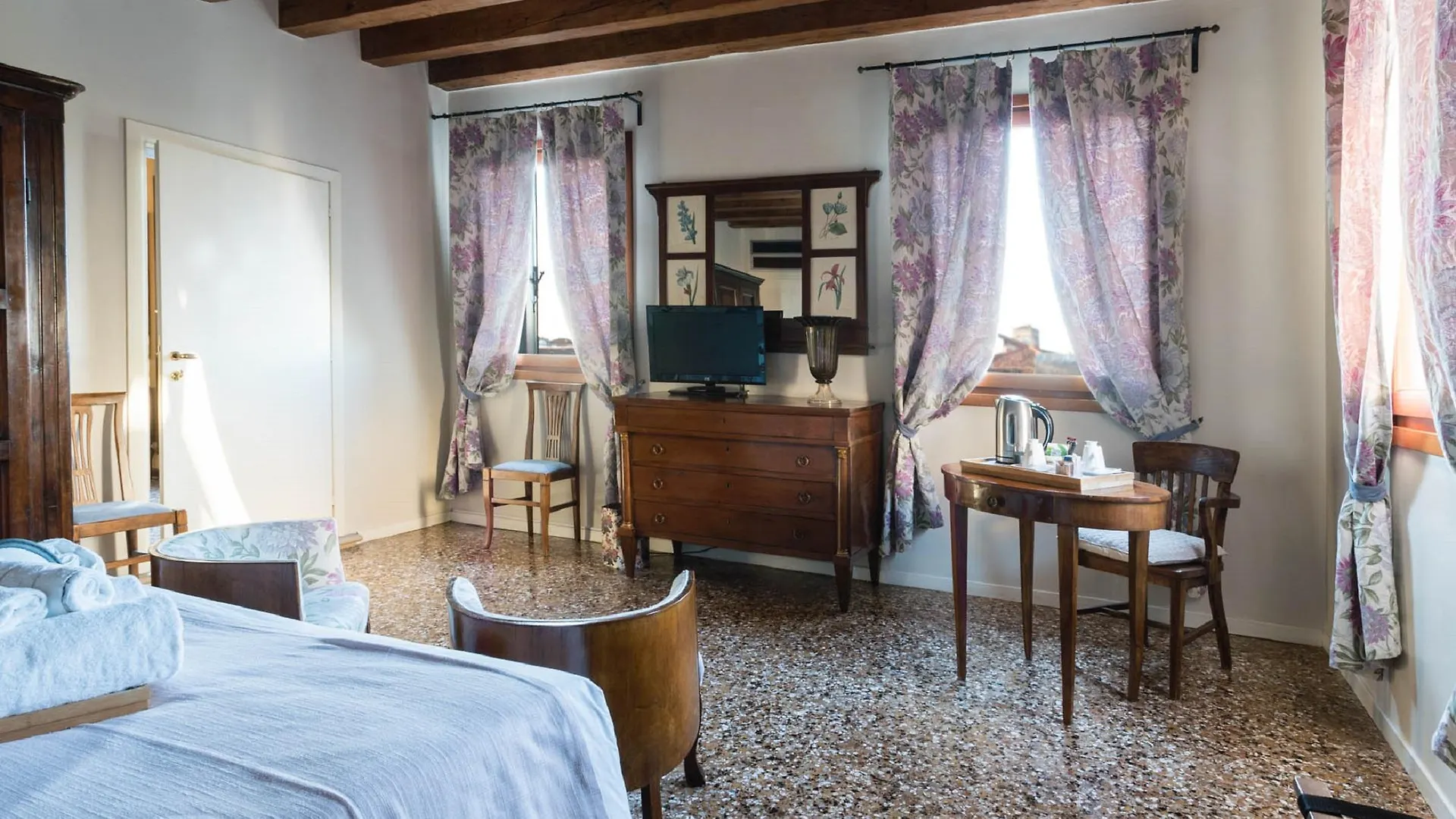 Locanda Ai Santi Apostoli Venice 3*,