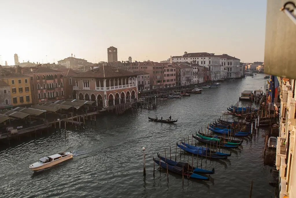*** Hotel Locanda Ai Santi Apostoli Venice Italy